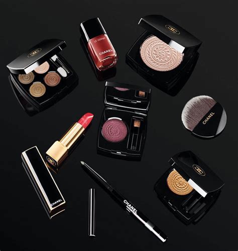 chanel 2019 makeup holiday|chanel holiday collection.